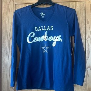 NWT Dallas Cowboys long sleeve t-shirt